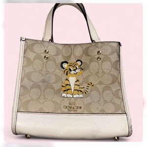 Coach Dempsey Tiger Tote Lunar Year limited edition 2022